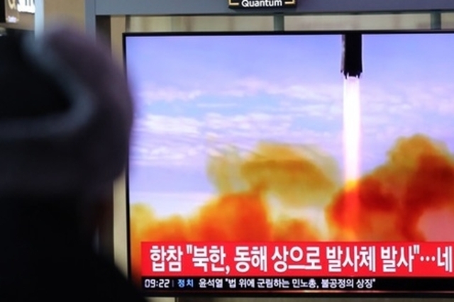합참 "북한, 단거리 탄도미사일 추정 2발 발사체 발사"...올해 네번째 도발
