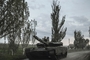 러 우크라 침공 225일, 탈환 속도 높인 우크라…러시아, 동남부 미사일 공습