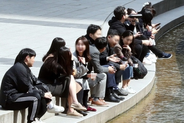 내일(21일) 낮 길어지는 춘분…낮 최고 기온 23도 일교차 커 '주의'