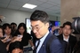 국회 의원실에 모습 드러낸 김남국 의원, 탈당 후 첫 출근