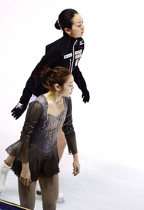 훈련하는 김연아-아사다 마오