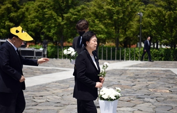 노무현 전 대통령 서거 11주기 추도식에 참석한 한명숙 전 국무총리. 노무현재단 제공