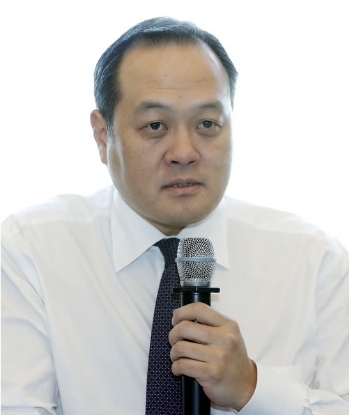 대한수영연맹 김지용 회장이 자리에서 물러난다.