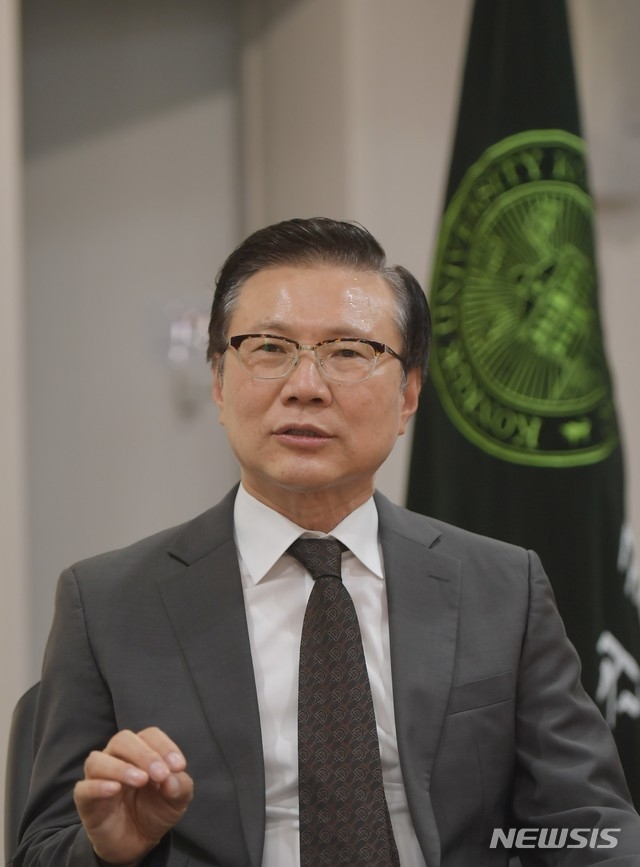 건국대학교가 21대 신임 총장으로 선임한 이과대학 화학과 전영재 교수. (사진=건국대 제공/뉴시스)