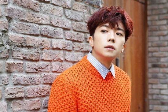 우영, 전액기부 금을 초록우산 어린이재단에 기부한다. (사진=JYP엔터테인먼트 제공)