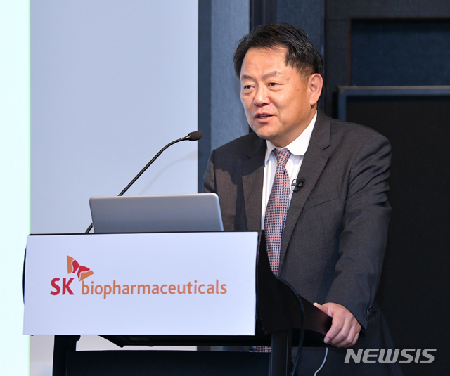 SK바이오팜 조정우 사장은 상장을 계기로 글로벌제약사로 도약하겠다고 말했다. (사진=SK바이오팜 제공)