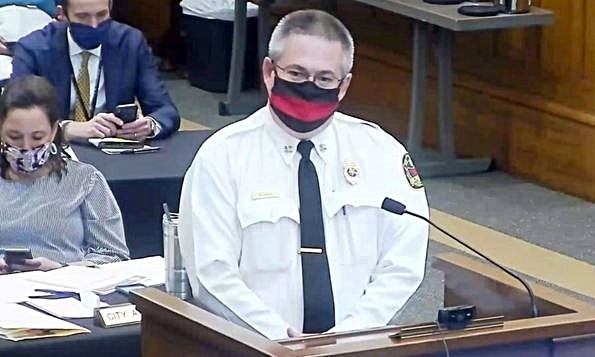 미국 코로나파티가 여러 차례 열린 사실을 확인했다고 밝힌 미국 앨라배마주 터스컬루사 코로나19 대응팀 랜디 스미스 소방서장(사진). (사진=페이스북 캡처)
