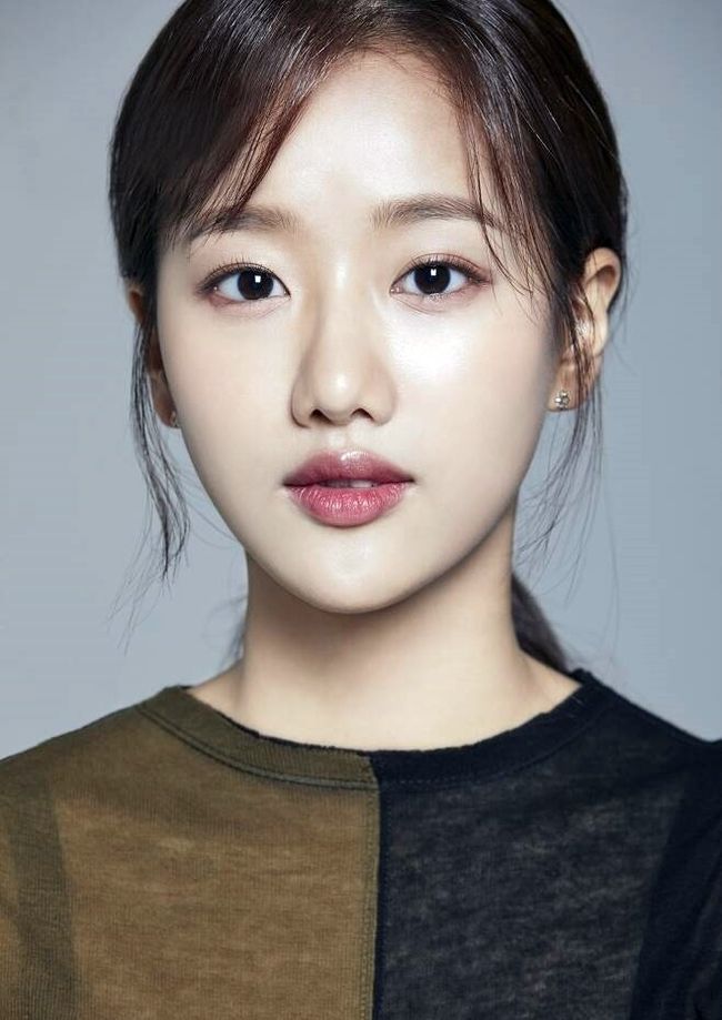 에이프릴 나은 학폭 의혹 제기에 소속사가 23일 공식입장을 밝혔다. 사진은 에이프릴 나은. 사진=에이프릴 나은 소속사 DSP미디어 제공