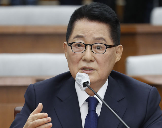 박지원 국가정보원장 후보자가 27일 국회에서 열린 정보위원회의 국가정보원장후보자 인사청문회에서 발언하고 있다. (사진=뉴시스 제공)