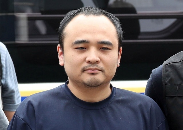 '한강 몸통시신 사건' 장대호 무기징역 확정 소식이 29일 전해졌다. 대법원은 이날 "장대호 씨가 반성을 안한다"며 살인 및 사체 은닉 등 혐의로 기소된 상고심에서 무기징역을 선고한 원심을 확정했다. 사진=뉴시스