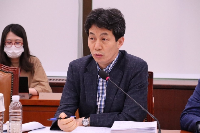 윤건영 더불어민주당 의원. 사진=의원실 제공