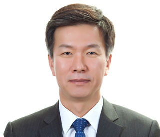 문재인 대통령은 30일 국세청장에 김대지 현 국세청 차장을 내정한다고 밝혔다.(사진=청와대 제공)