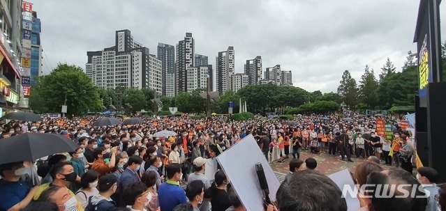 정부과천청사 유휴지 주택공급 반대 집회 현장. (사진/뉴시스)
