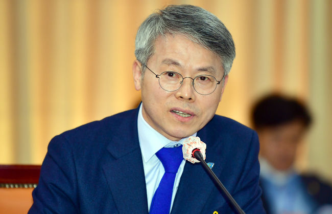 더불어민주당 민형배 의원(광주 광산 을 / 사진제공=뉴시스)