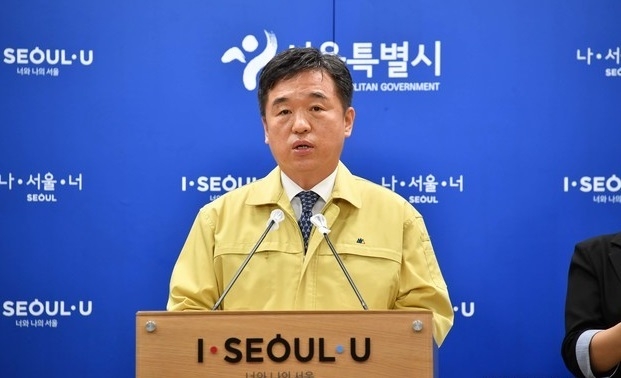 서정협 서울시장 권한대행이 19일 오전 서울시청 브리핑룸에서 신종 코로나바이러스 감염증(코로나19) 관련 브리핑을 하고 있다. (사진=서울시 제공)