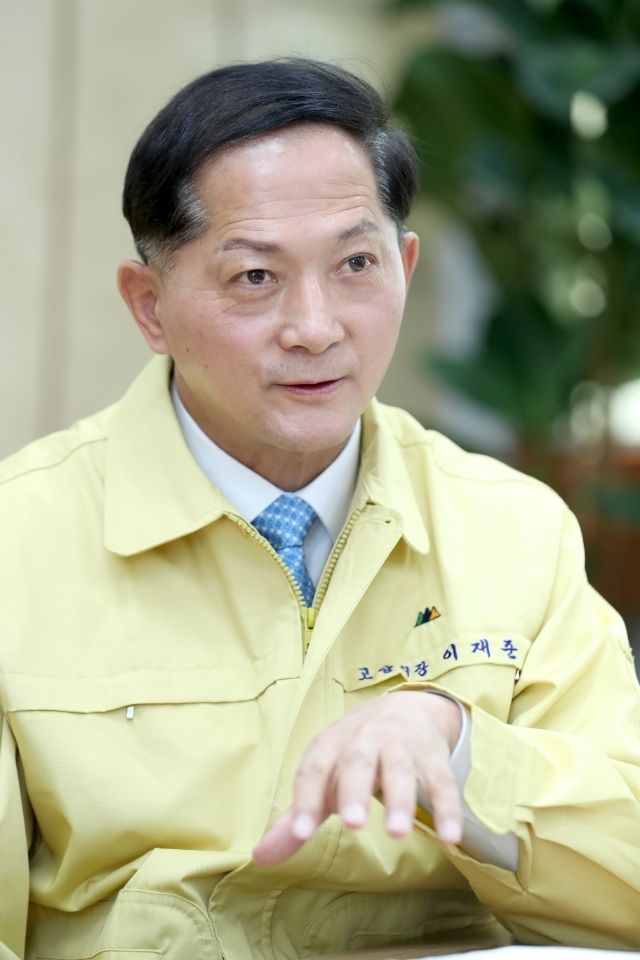 코로나19 발생현황 관련 등 발언하는 이재준 고양시장. 사진=고양시청 홈페이지 캡처