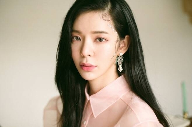 장재인 일침 소식이 23일 전해졌다. 앞서 장재인은 18세 때 겪은 성폭력 피해를 지난 22일 고백했다. 사진=뉴에라프로젝트 제공