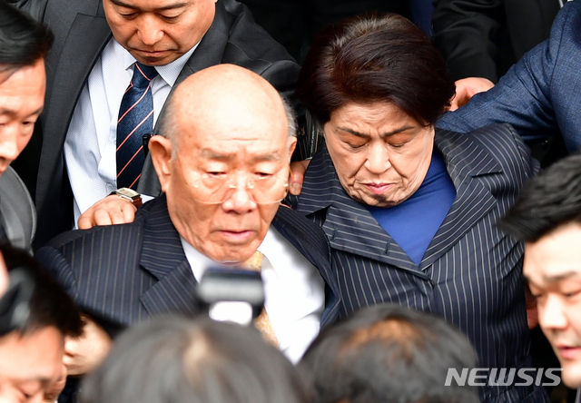 ▲검찰이 '사자 명예훼손' 전두환에 징역1년6개월 구형했다.( 사진=뉴시스)