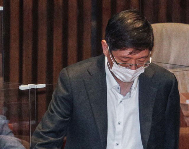 김홍걸 더불어민주당 의원이 지난 9월 16일 오후 서울 여의도 국회 본회의장에서 열린 경제분야 대정부질문에 참석하고 있다. (사진=공동취재사진)