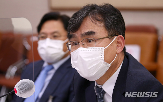 박순철 남부지검장이 19일 서울 여의도 국회 법제사법위원회 국정감사에 출석해 답변하고 있다. (공동취재사진)