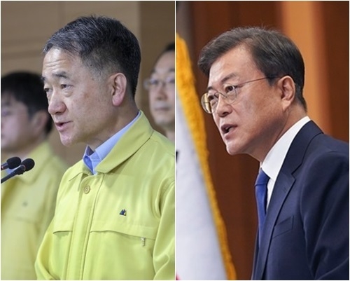 독감주사 사망 발생 소식이 21일 잇따라 전해져 정은경 질병관리청장이 이날 오후 4시 긴급 브리핑을 열었다. 이날 오후엔 경기도에서 독감백신 접종 후 2명이 사망했으며 오전엔 대구 70대 남성과 제주 60대가 정부(국가) 독감백신 접종 후 사망했다는 소식이 전해졌다. 전날까진 인천 10대, 고창 70대, 대전 80대 독감주사 사망자는 총 3명이었다. 21일 질병청 오후 2시 기준으로는 독감주사 사망 수가 총 9명이다. 22일에도 대전 70대 여성, 임실 80대 여성, 서울 사망 2건까지 독감주사 사망 사례가 잇따르고 있다. 사진 왼쪽부터 박능후 보건복지부 장관, 문재인 대통령. 사진=보건복지부, 청와대 제공