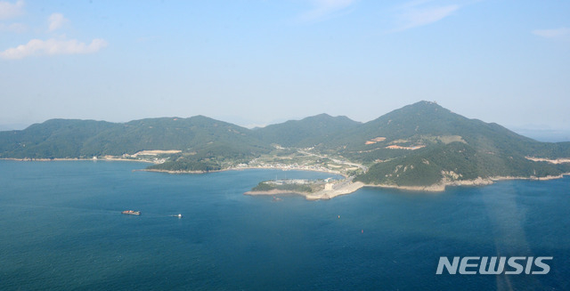 국무총리실 산하 김해신공항 검증위원회가 17일 김해신공항 기본계획 검증 결과를 발표한다. 사진은 2013년 9월 23일 촬영된 부산 강서구 가덕도의 모습. (사진=뉴시스 제공)