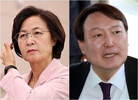  추미애 법무장관이 윤석열 검찰총장에 징계청구·직무배제(뜻 직무정지) 명령을 내린 것에 대해 윤 총장이 법적대응을 시사했다. 24일 법조계에 따르면 추미애 장관은 24일 오후 6시 서울고검에서 진행한 브리핑에서 윤 총장에 대한 징계를 청구하고 직무집행정지(징계청구·직무배제) 명령을 내렸다고 밝혔다. 사진 왼쪽부터 추미애 장관, 윤석열 총장.