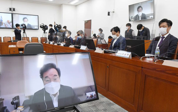이낙연 더불어민주당 대표가 27일 오전 서울 여의도 국회에서 열린 최고위원회의에서 화상으로 참석해 모두발언을 하고 있다. (사진=공동취재사진)