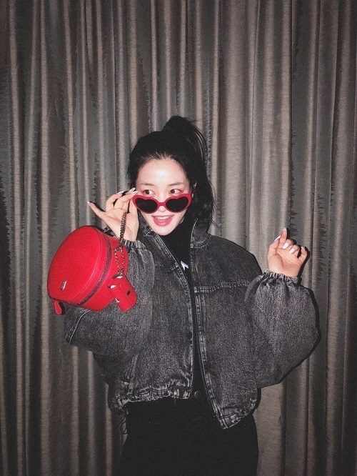사진제공=제이에스티나 핸드백