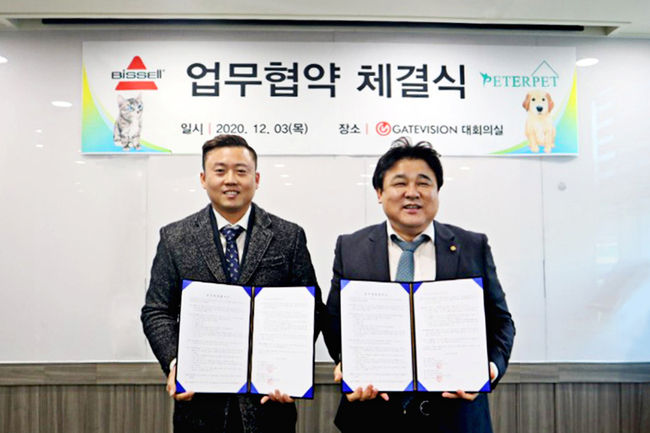 이재호 피터펫 대표(좌측)와 비쎌 최복문 이사(우측)/사진제공=게이트비젼