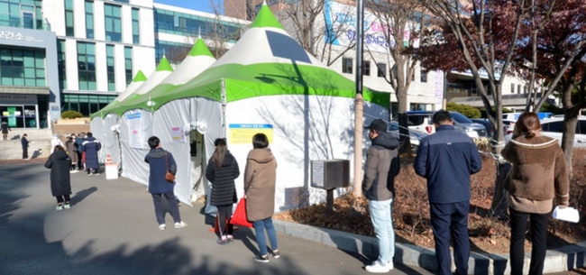 경북에서 15명이 신종 코로나바이러스감염증(코로나19)에 확진 판정됐다 (사진=뉴시스 제공)