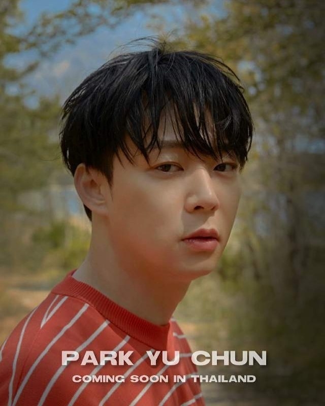  박유천 공연연기 소식을 전했다. 박유천 소속사 리씨엘로는 지난 23일 소셜네트워크서비스에 "최근 코로나19 재확산이 심각해지면서 감염증 확산 방지 및 관객 여러분의 안전을 위해 26일, 27일 예정이었던 '태국 박유천 오케스트라 콘서트' 공연을 불가피하게 연기하게 됐다"며 "이에 사과 말씀 전해드린다"고 밝혔다. 사진=박유천 소셜네트워크서비스 캡처