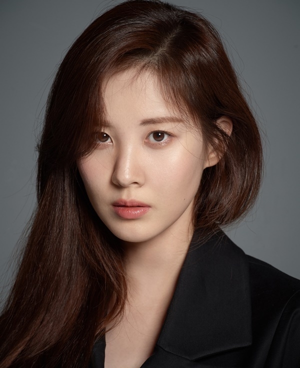  서현이 1억원 상당의 여성용품을 기부해 나눔을 실천했다. 5일 서현 측에 따르면 최근 1억원 상당의 여성용품을 국제개발협력 NGO단체 지파운데이션에 기부했다. 사진=나무액터스 제공