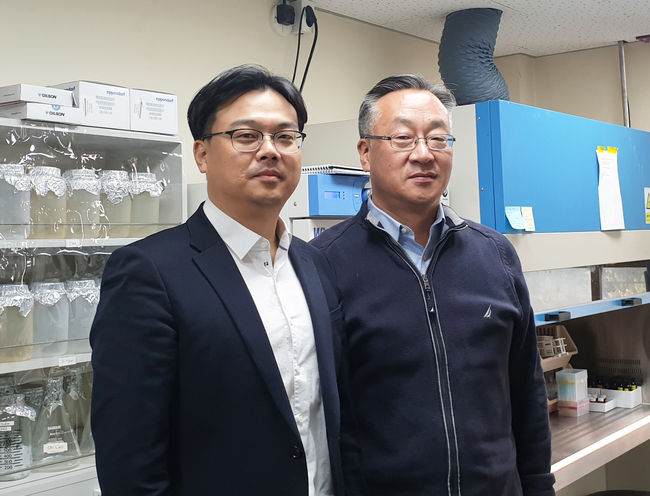 부산대 오진우·황윤회 교수.