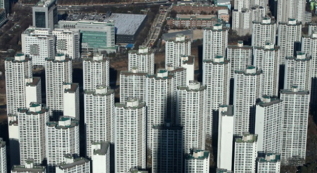 한국은행이 23일 발표한 '2020년 4분기중 가계신용'에 따르면 지난해 4분기말 가계신용 잔액은 1726조1000억원으로 1년 전보다 125조8000억원(7.9%) 증가했다. (사진=뉴시스 제공)