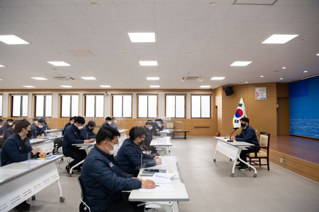 영덕군이 블루시티 정책 연구모임을 시작했다