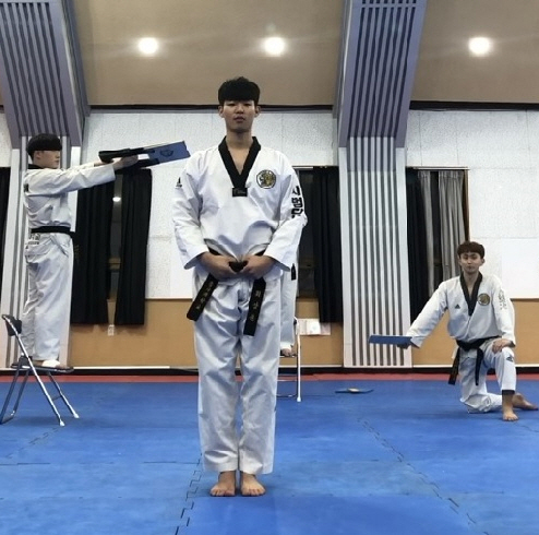 최상운(태권도학과 3, 동아대 태권도 시범단) 학생 사진