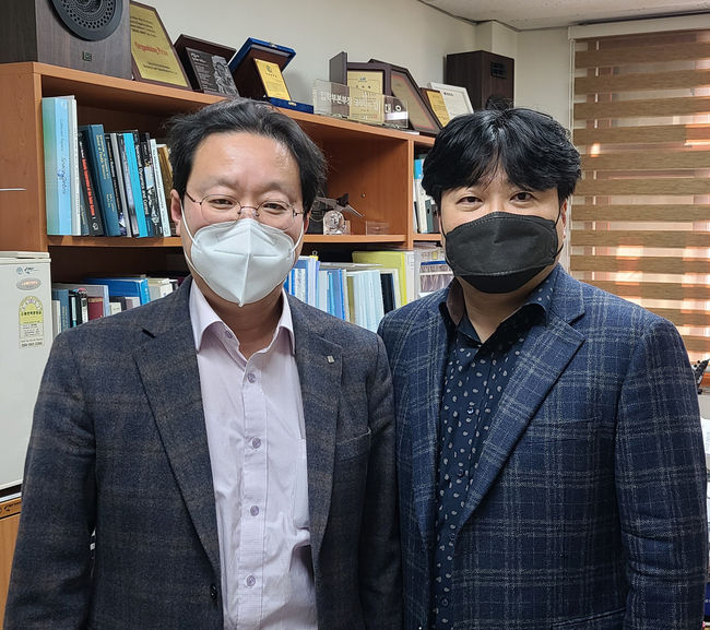 부산대 이대우, 박경민 교수 사진