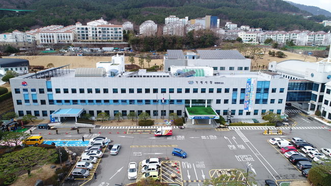거제시청 전경 사진