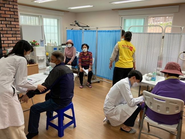 찾아가는 통증 완화 전문진료 실시 모습