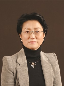 박은주 동아대 에코디자인사업단장(패션디자인학과 교수).