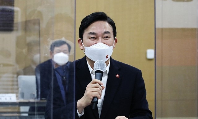 원희룡 제주도지사가 18일 오후 서울시청에서 열린 '공시지가 관련 간담회'에서 발언하고 있다. (공동취재사진)