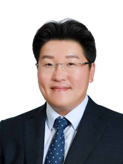 연구 책임교수 왕제필 교수 사진.