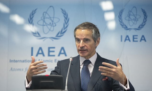 라파엘 마리아노 그로시 국제원자력기구(IAEA) 사무총장이 지난해 11월 18일 오스트리아 빈에서 열린 IAEA 이사회에서 기자회견을 하고 있다 (사진=뉴시스 제공)