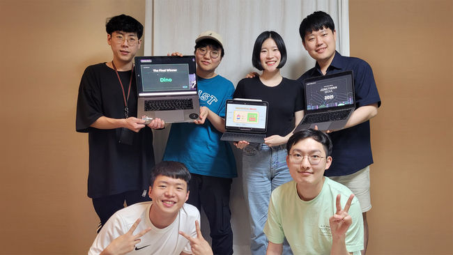 정션X서울 2021에서 최종 우승자로 선정된 디노팀. 왼쪽 위부터 시계순으로, 조광민, 이지영, 장한솔, 이도영, 강상권, 김지완 