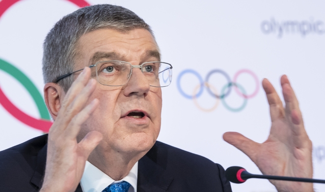 토마스 바흐 국제올림픽위원회(IOC) 위원장이 지난해 3월4일(현지시간) 스위스 로잔에서 열린 이사회를 마치고 기자회견을 하고 있다 (사진=뉴시스 제공)