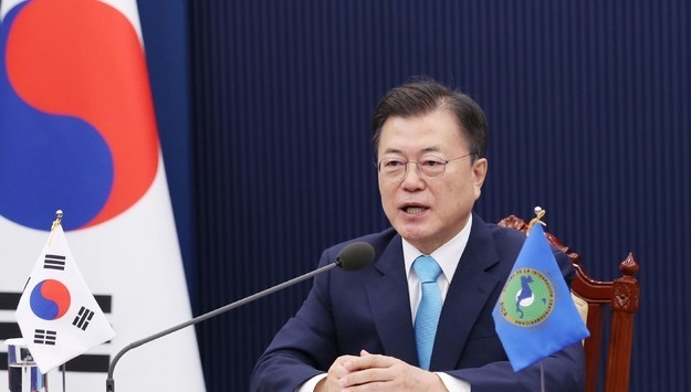 문재인 대통령이 25일 오전 청와대에서 화상으로 열린 제4차 한-중미통합체제(SICA) 정상회의에 참석해 인사말을 하고 있다. (사진=뉴시스 제공)