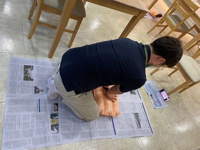 영양군 보건소가 비대면 심폐소생술 원격 교육을 실시하고 있다.