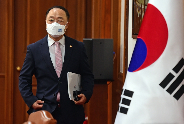 홍남기 경제부총리 겸 기획재정부 장관 (공동취재사진) 
