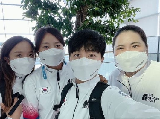 '2020 도쿄올림픽' 한국 여자 골프 대표팀. (사진=고진영 사회관계망서비스 캡처)
